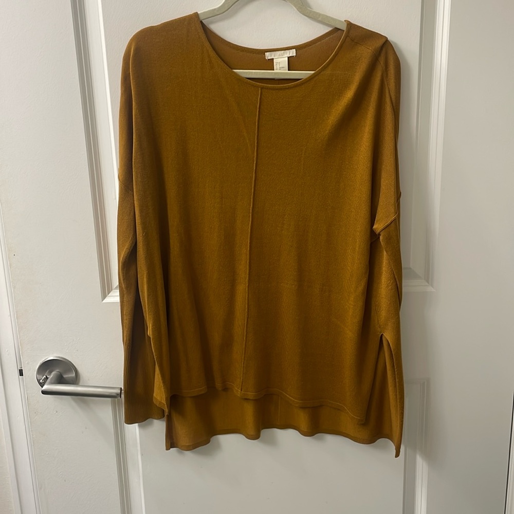 H&M size small mustard, flow, lightweight top